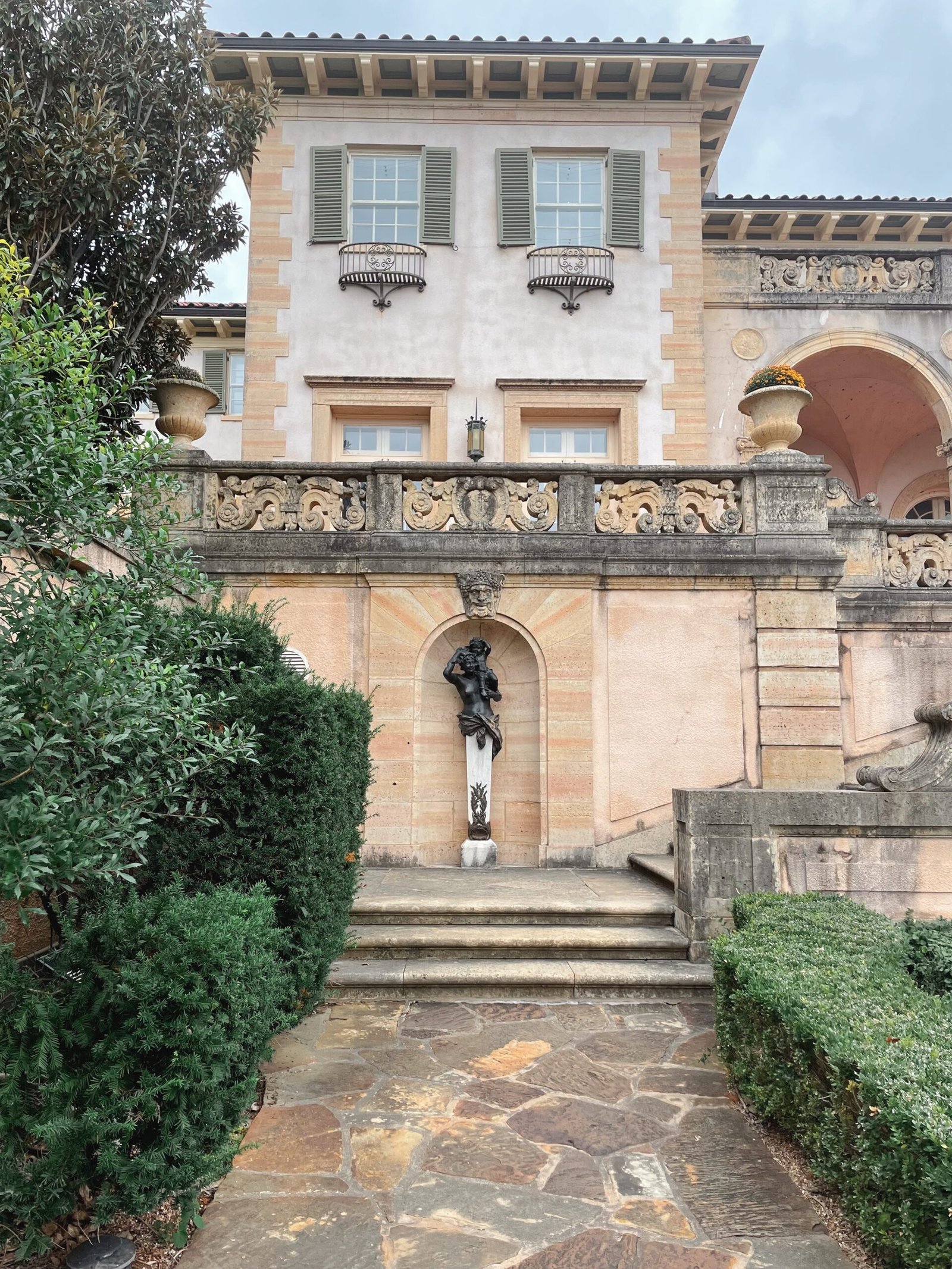 5 Reasons to Visit Philbrook Museum of Art the Philbrook Museum of Art