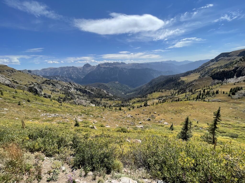 mountain views from Quartz Lake hike