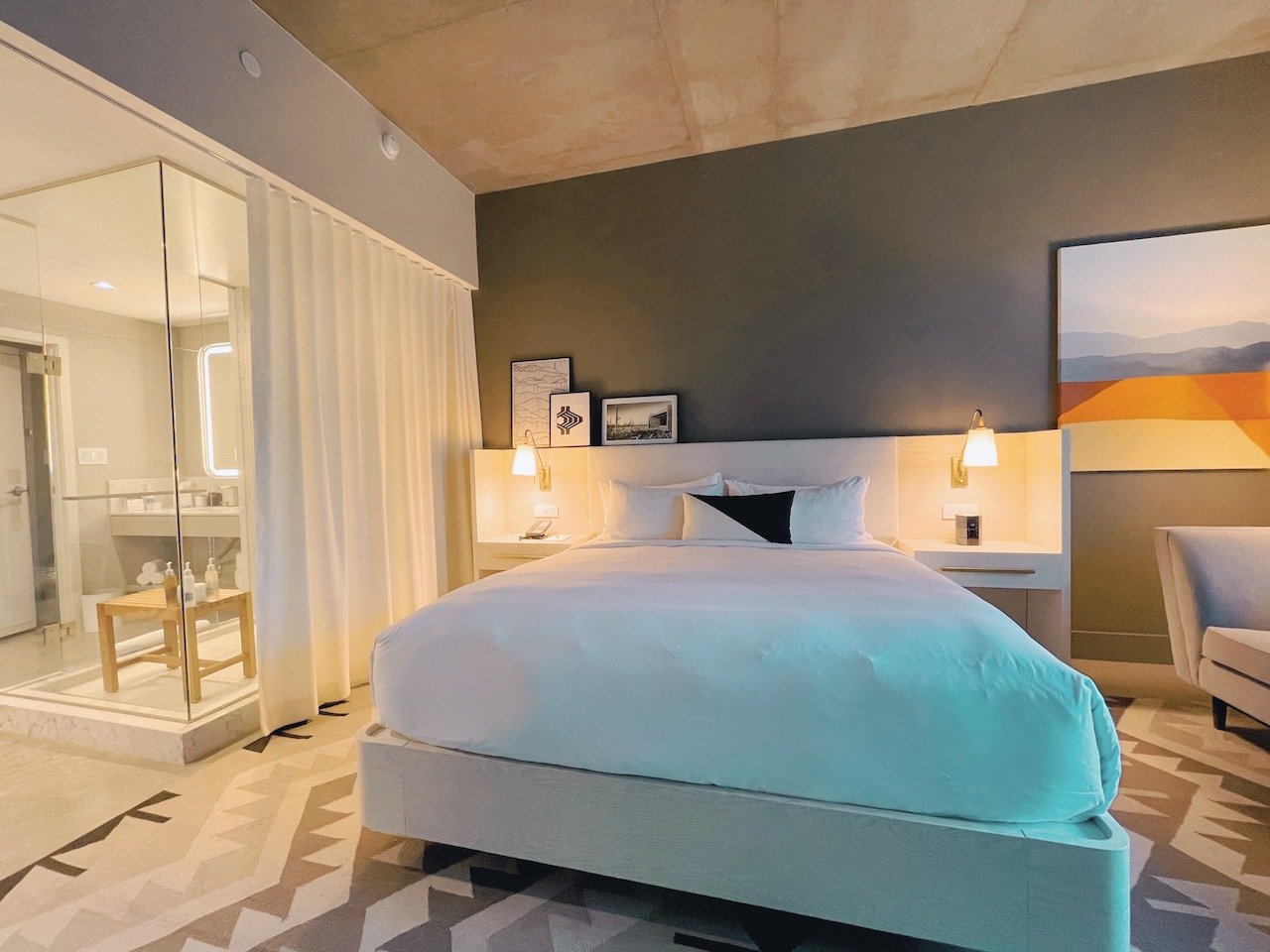 room at mountain shadows resort