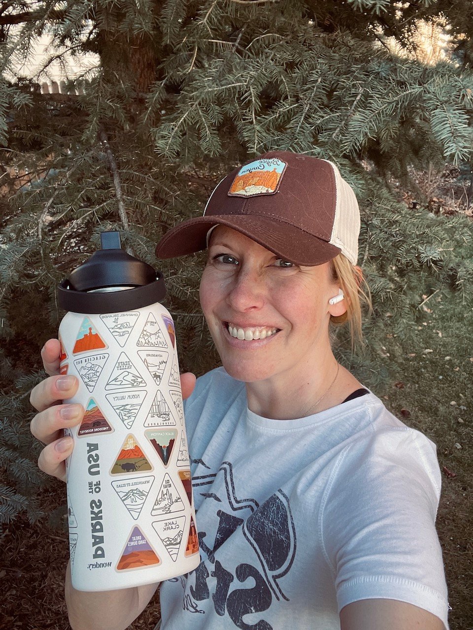 Great Gifts for Someone Going Traveling (According to a Travel Writer) Wondrey outdoors water bottle, parks of the usa water bottle