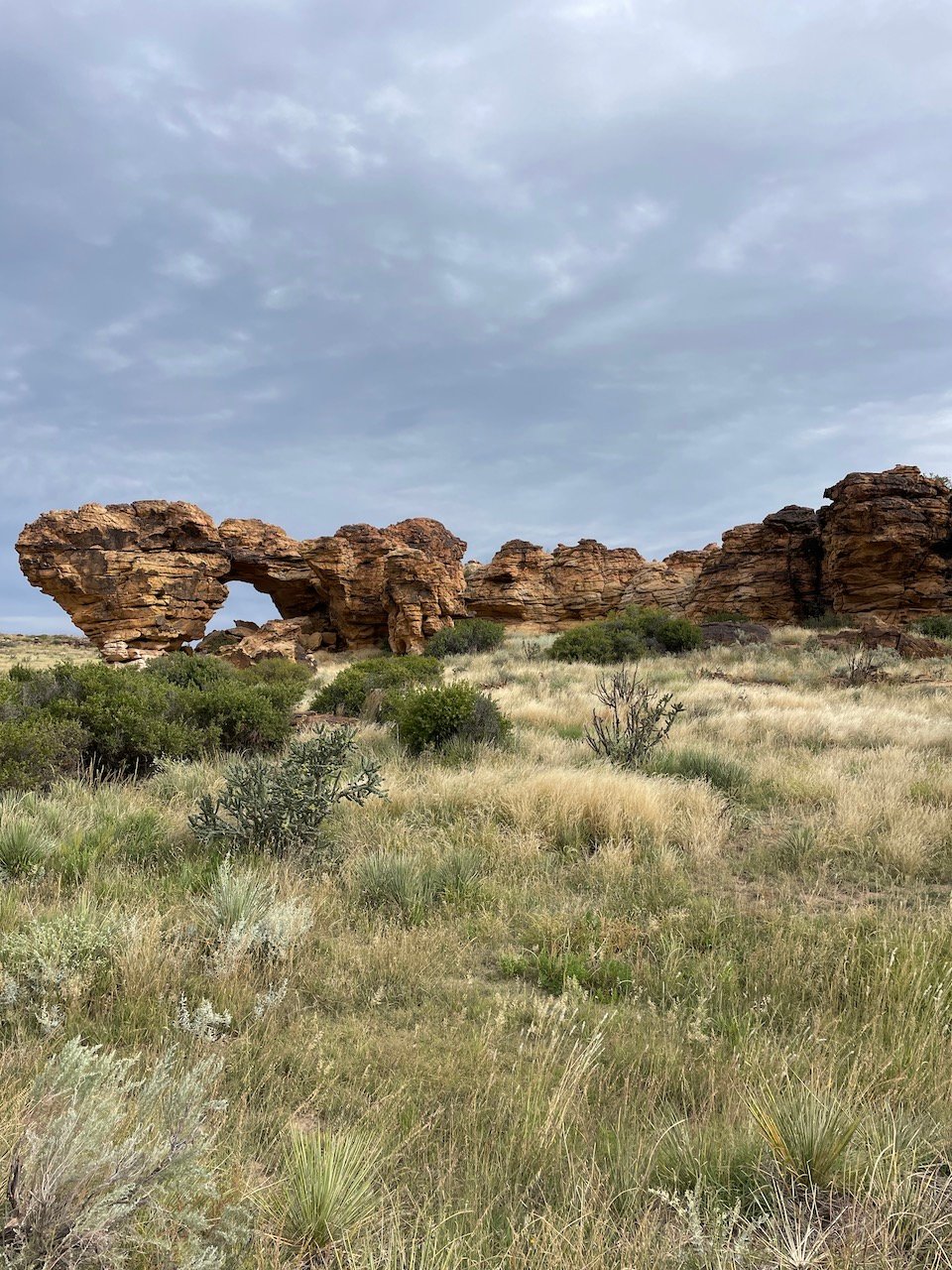Your Guide to Canyon Tours of Colorado’s Eastern Plains arch rock trail in Picture Canyon