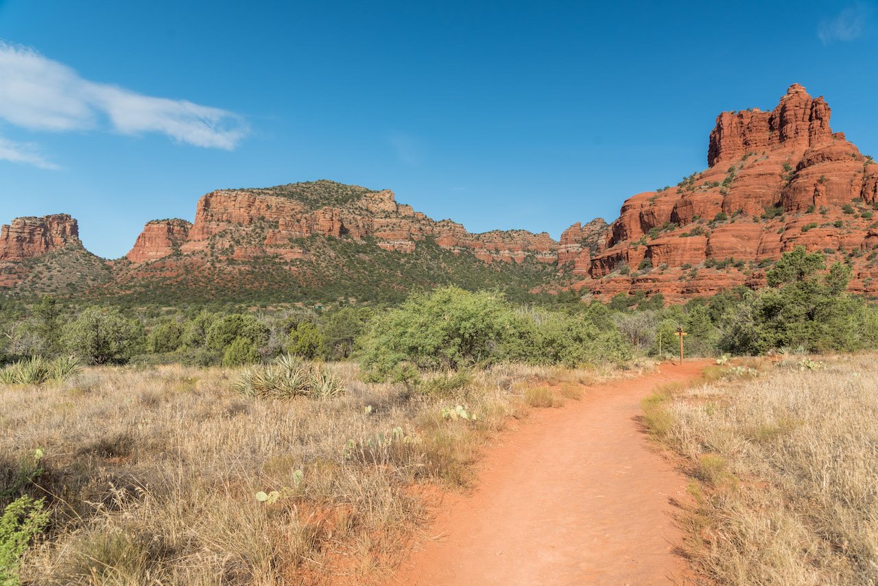 hiking in sedona