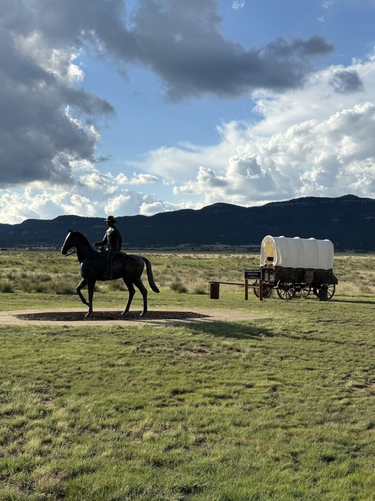 santa fe trail marker