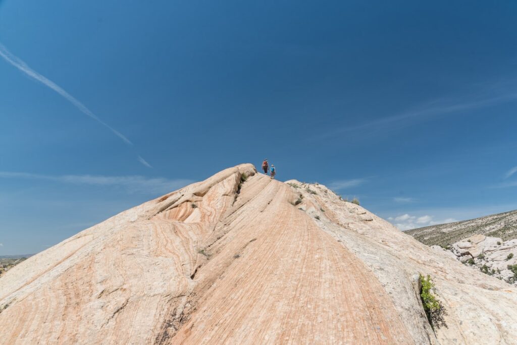 hiking dinosaur national monument