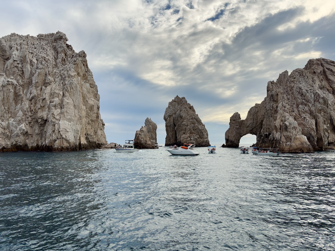 whale watching in los cabos, arch of cabo san lucas