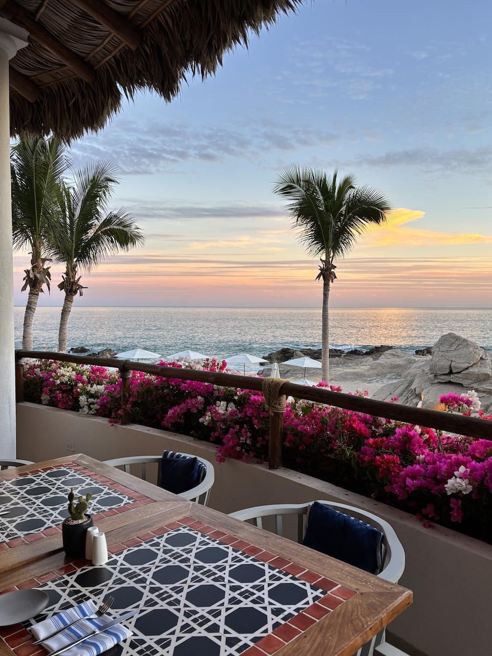 Mar Del Cabo, Velas Resorts