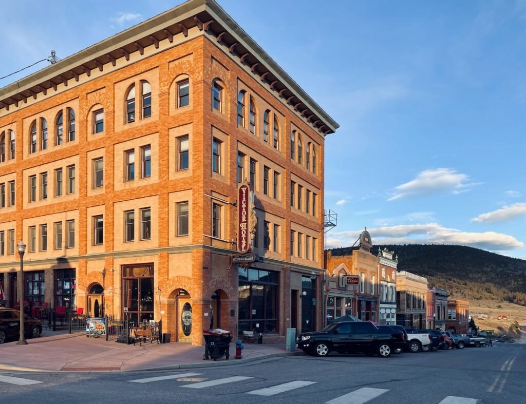 the victor hotel, haunted hotels in colorado