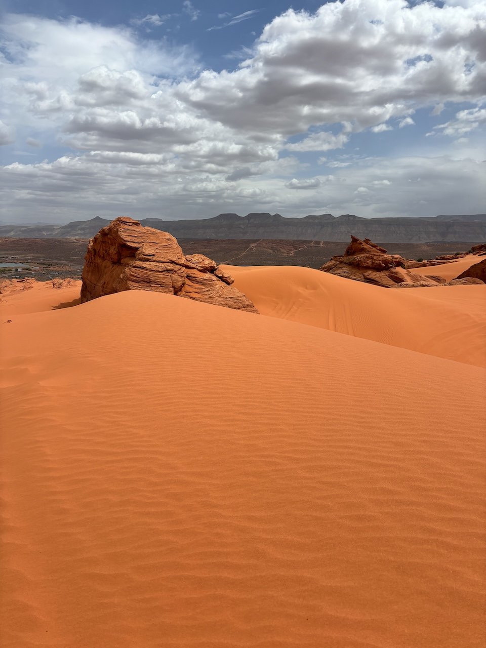 Things to do Near Zion National Park sand hollow state park