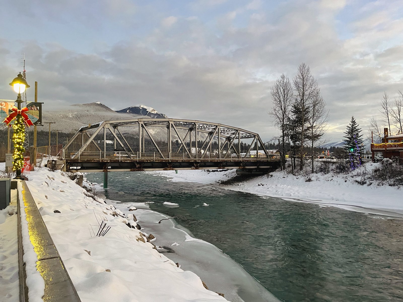 golden british columbia riverwalk